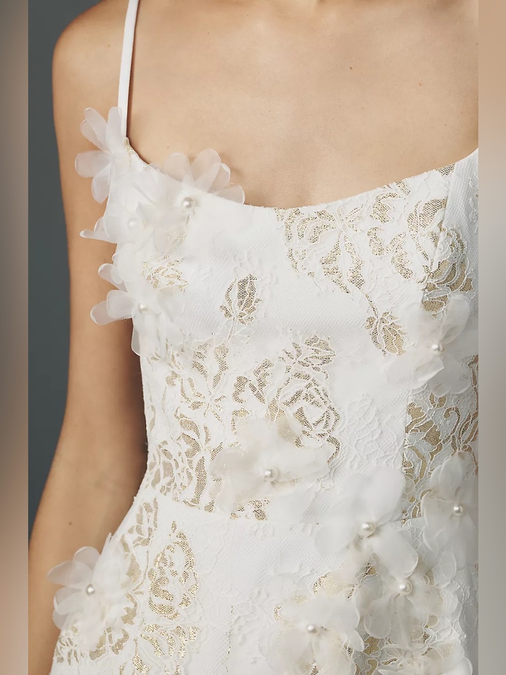 Helsi Nadine Embellished 3D Floral Mini Dress in white/Gold Size S Preloved - Picture 3 of 7
